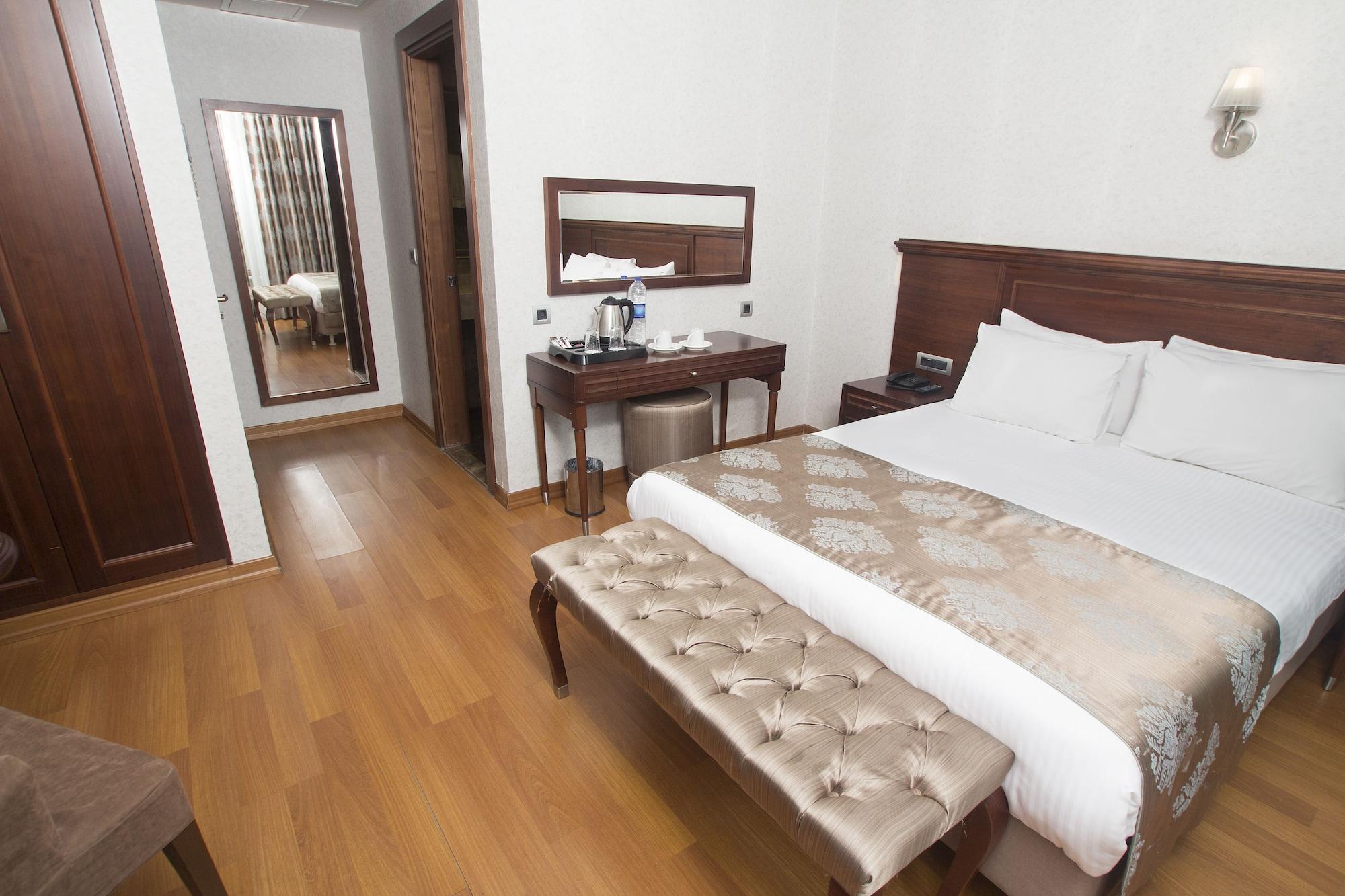 Hotel Nova Plaza Boutique Hotel&spa 4*